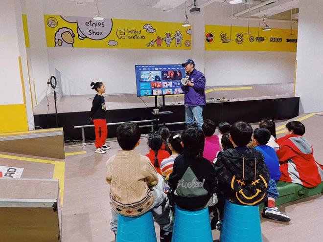 这些室内运动空间开启雨天运动新式样八戒体育(图4)